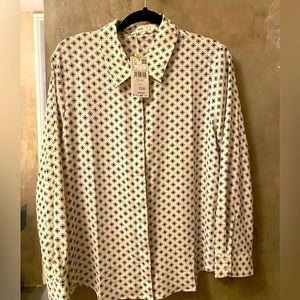 Mango long sleeve printed, XL, 100% polyester. Black and white, new with tags.